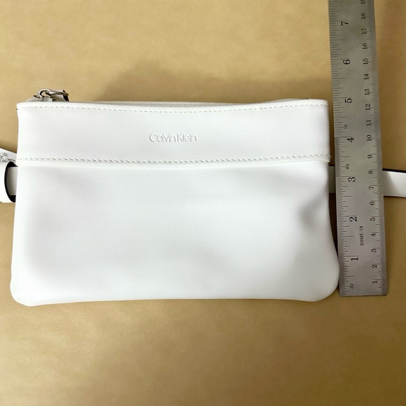 NWT - Calvin Klein White Belt Bag L/XL - Picture 11 of 11